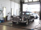 Beauté intemporelle: la Mercedes 280 SE 3.5 Cabriolet de 1970 appartient à la famille.